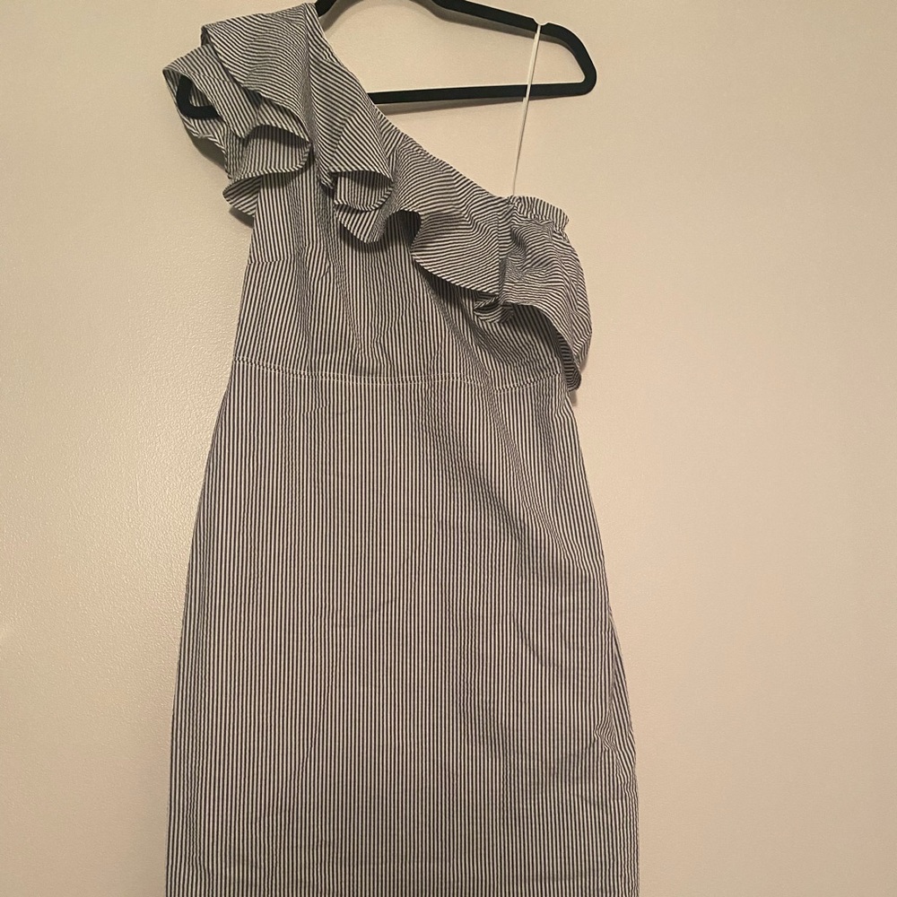 NWT BR One-Shoulder Body Con Dress - Seersucker